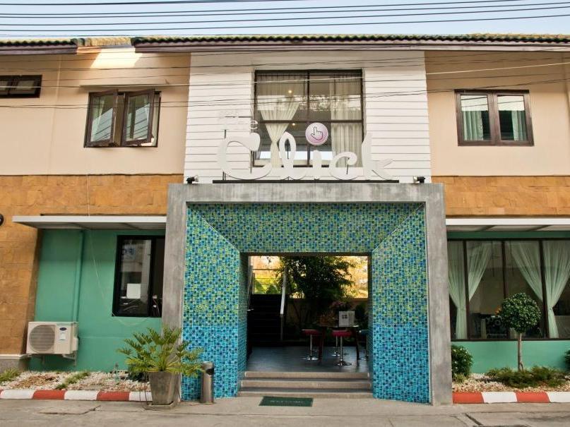 Oyo 345 The Click Guesthouse At Chalong Phuket Exterior foto